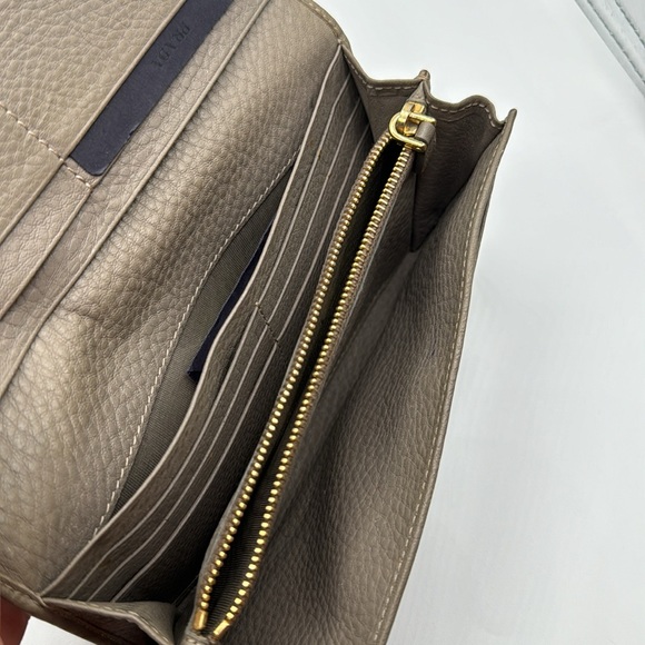 Prada Double Snap Wallet - Picture 5 of 7